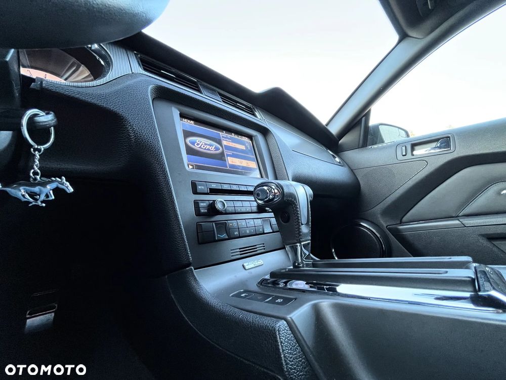 Ford Mustang 5.0 V8 GT Premium - 12