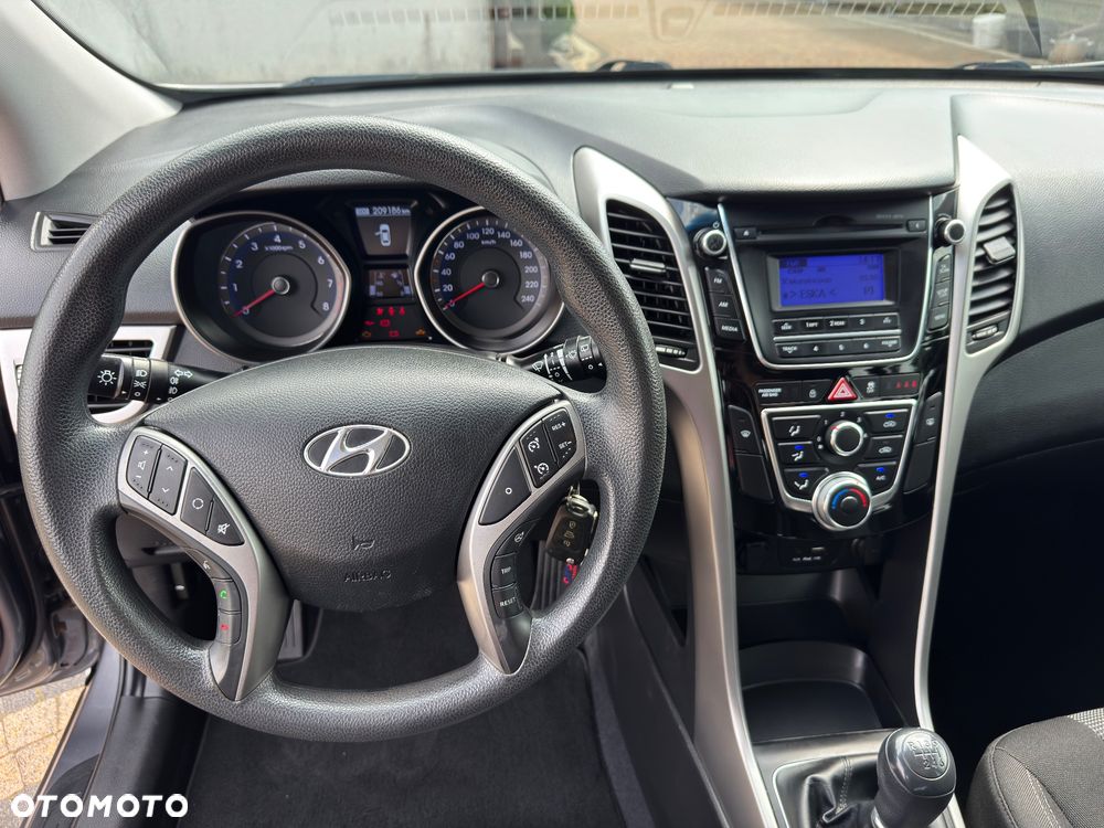 Hyundai i30 - 31