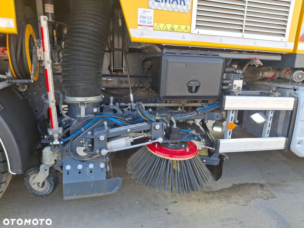 Volvo FMX 420 Zamiatarka BROCK VS 7 TECH Euro 6 PM2.5/10 Karcher 100 BAR Listwy Ciśnieniowe Mycie Asfaltu W Szerokim Zakresie Szczotki L/R 2145 MTH Kamery 360 2021R Dodatkowy Zbiornik Wody Webasto - 11