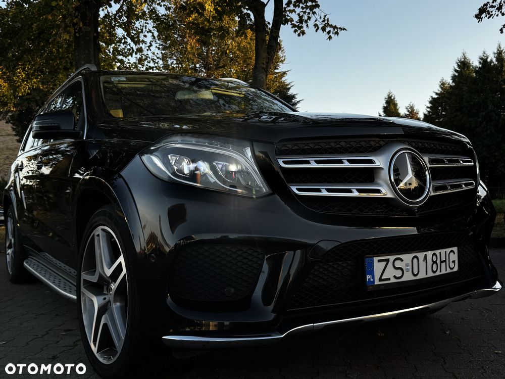 Mercedes-Benz GLS - 16