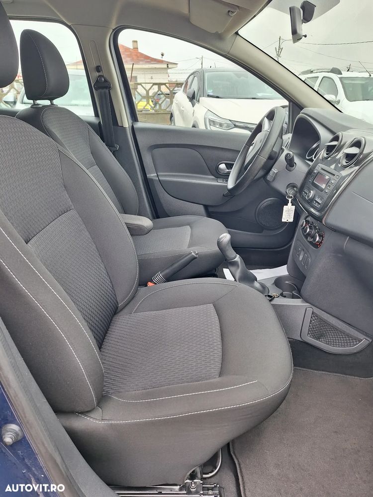 Dacia Logan TCe 90 Laureate - 6