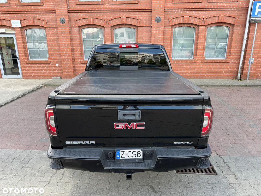 GMC Sierra - 16
