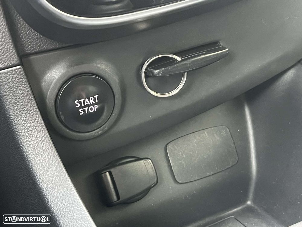Renault Clio 1.5 dCi Limited EDC - 32