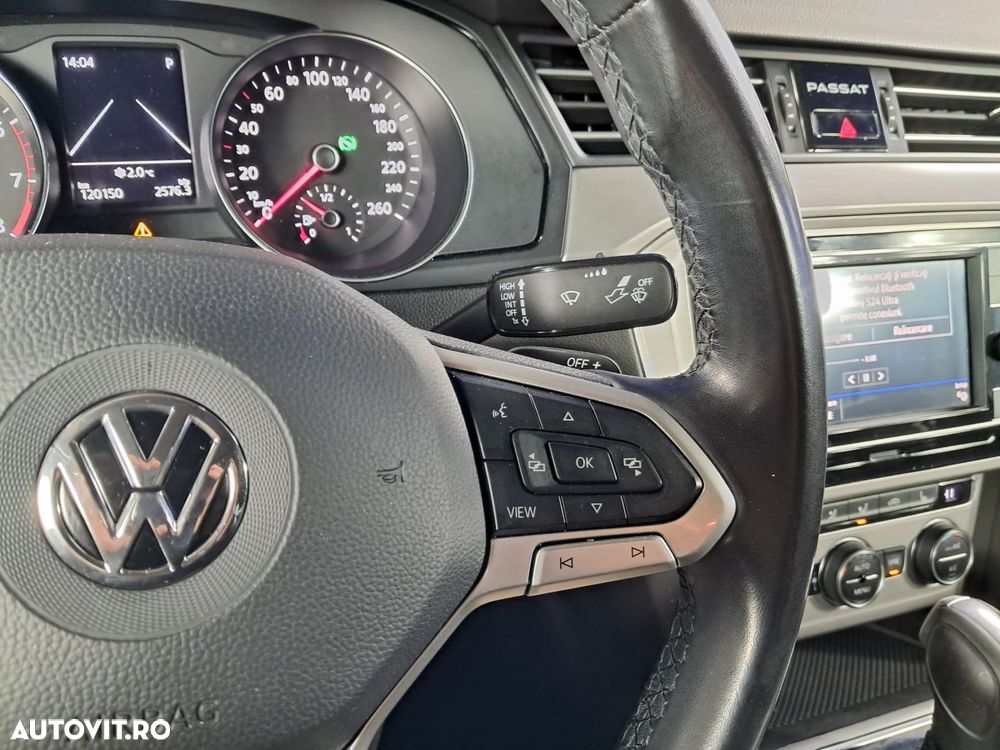 VOLKSWAGEN Passat 2020 — imagine 44