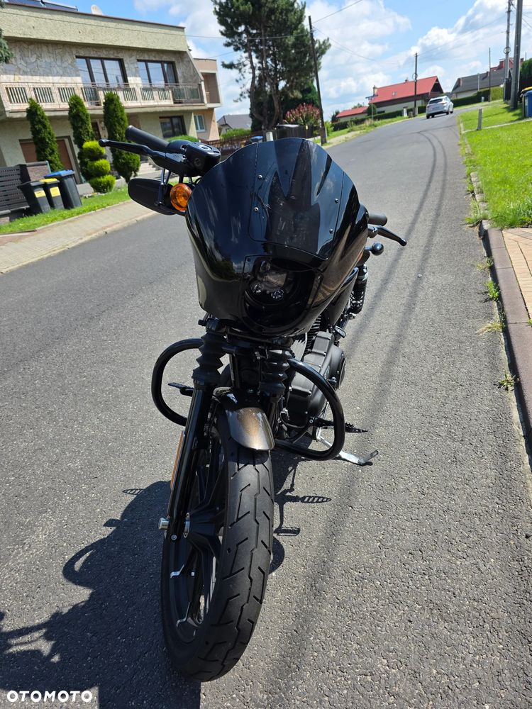 Harley-Davidson Sportster Iron 883 - 4