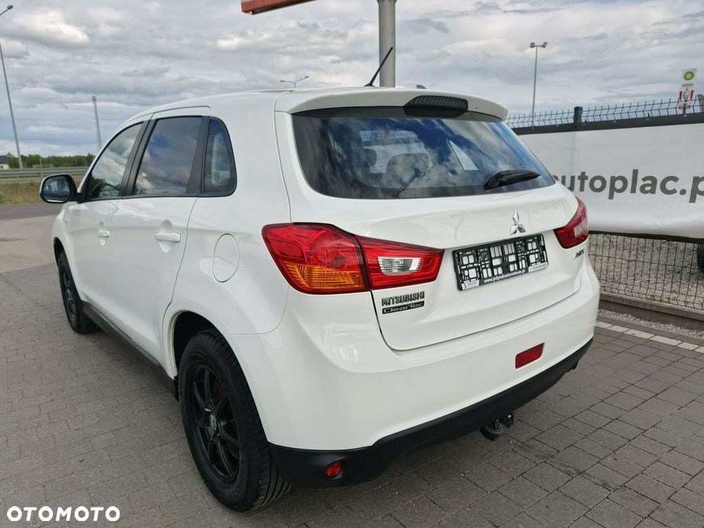 Mitsubishi ASX - 11