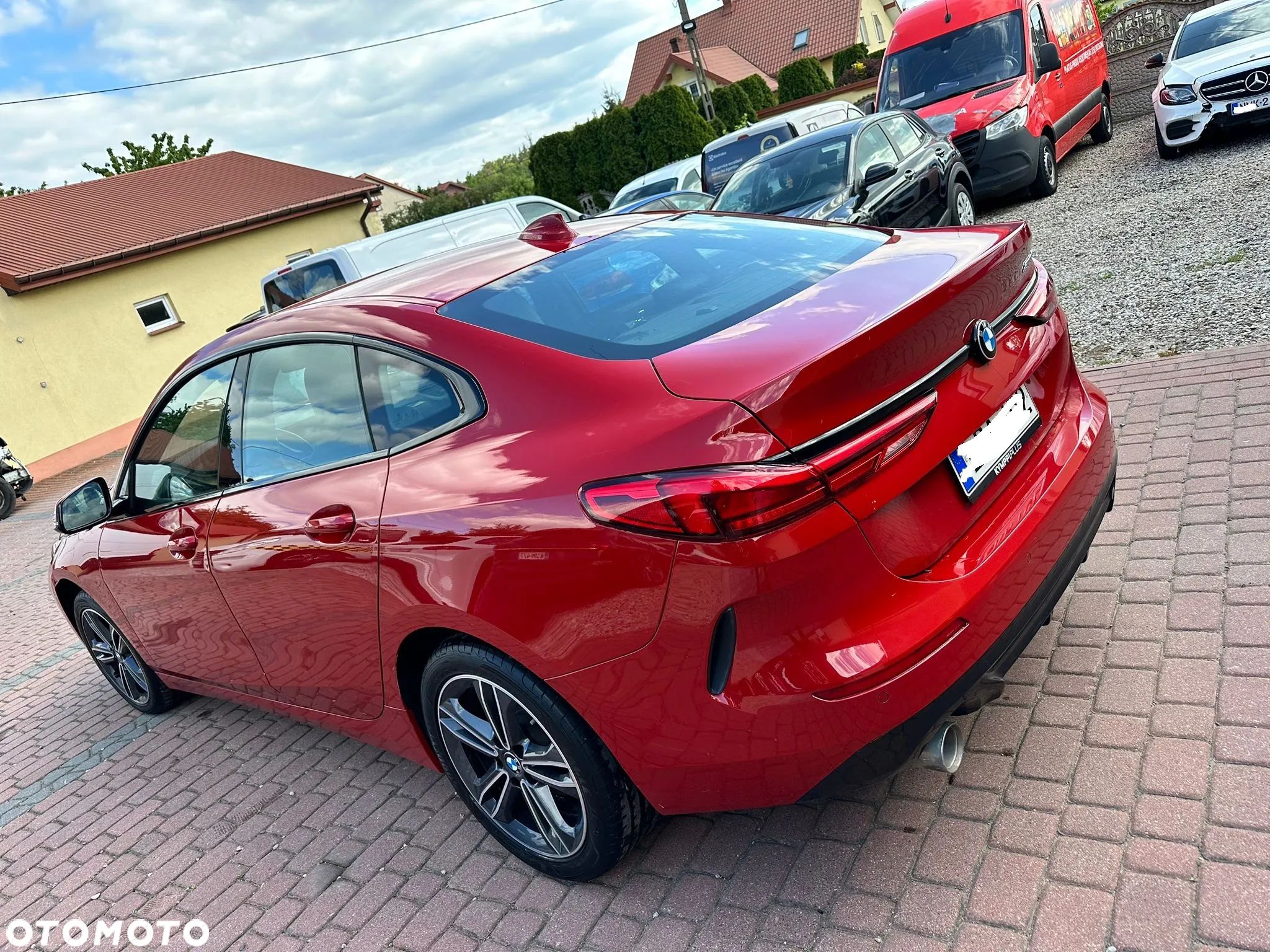BMW Seria 2 218d - 1
