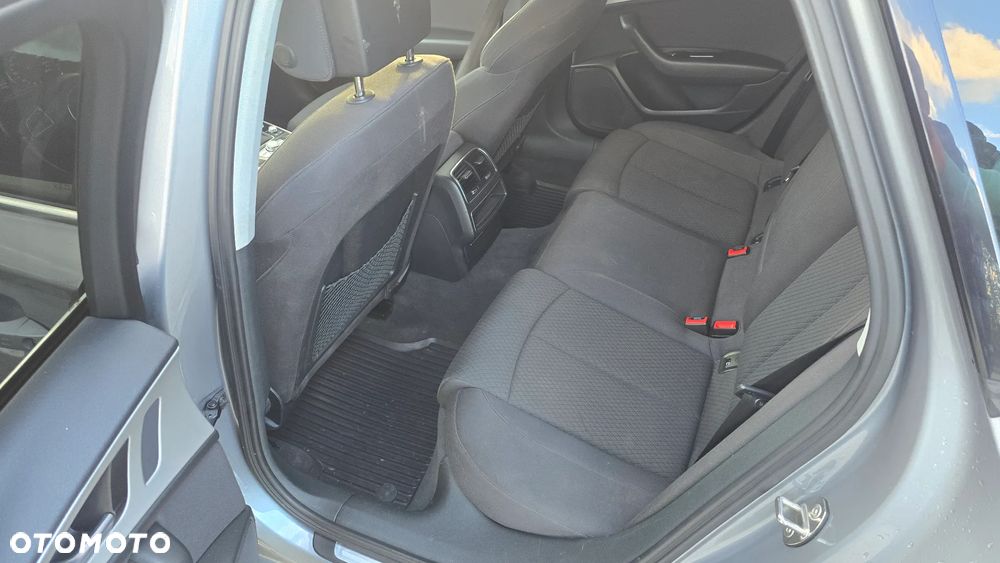 Audi A6 Avant 2.0 TDI quattro S tronic - 11