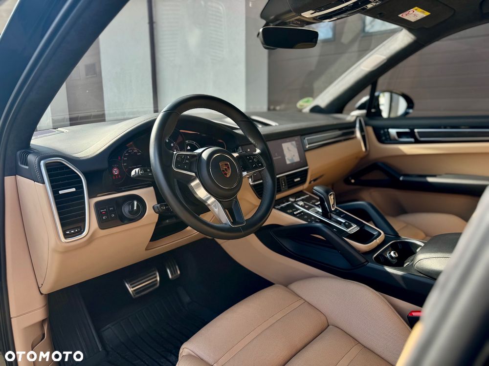 Porsche Cayenne S Platinum Edition - 11