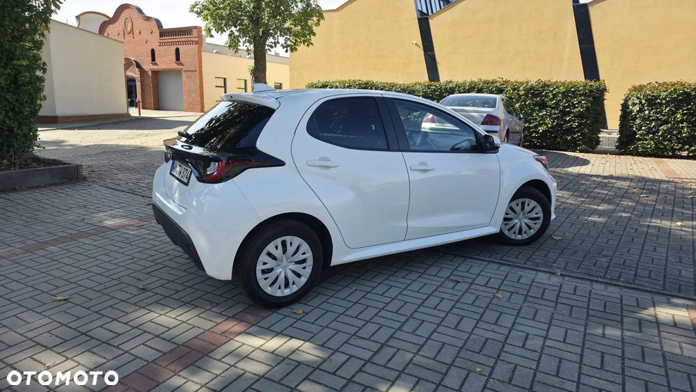 Toyota Yaris 1.5 Executive - 6