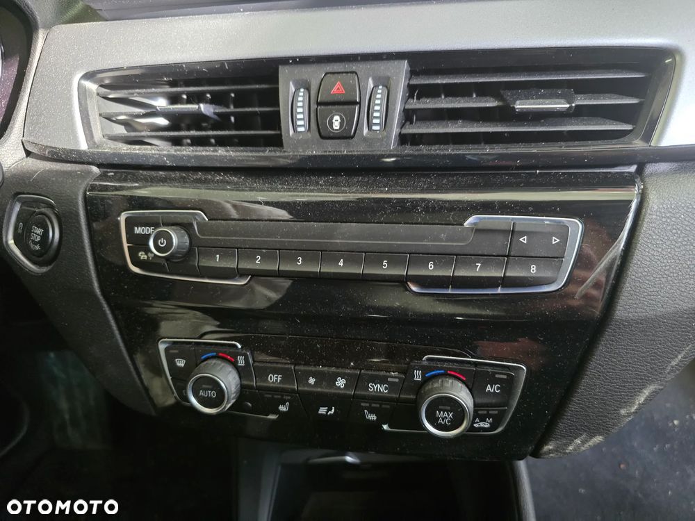 BMW X1 xDrive18d - 15
