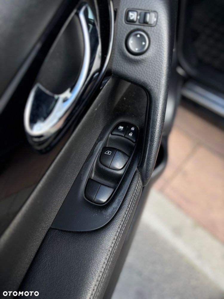 Nissan Qashqai 1.5 dCi Tekna+ - 12