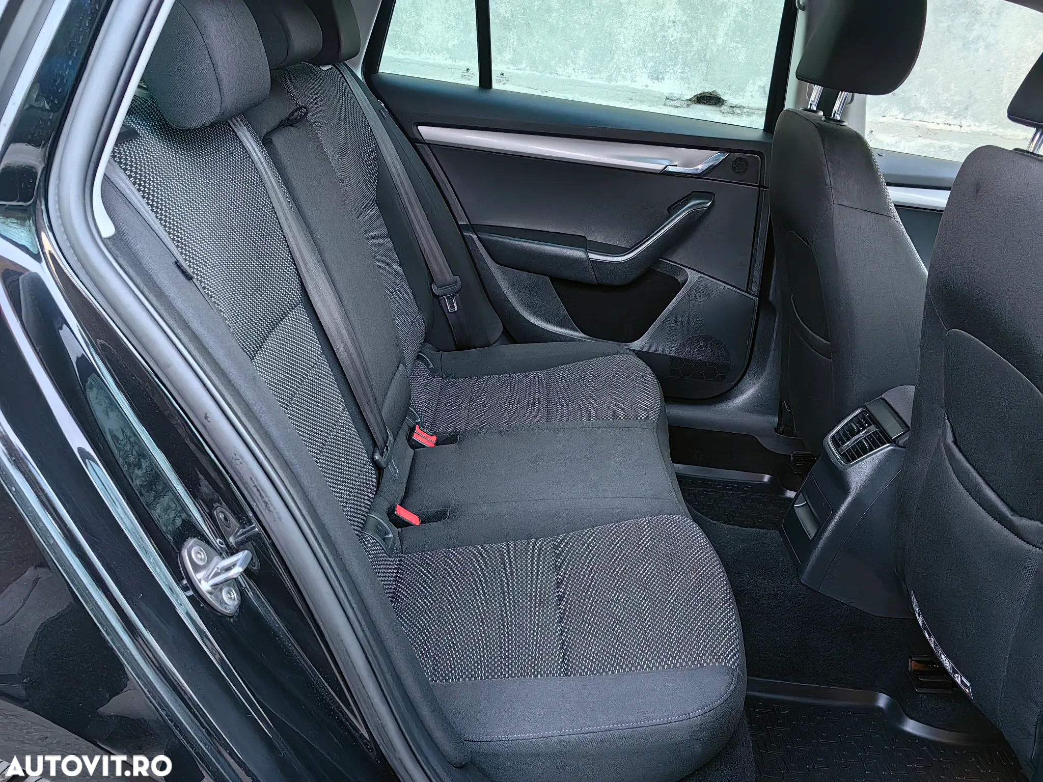 Skoda Octavia 1.6 TDI Soleil - 9