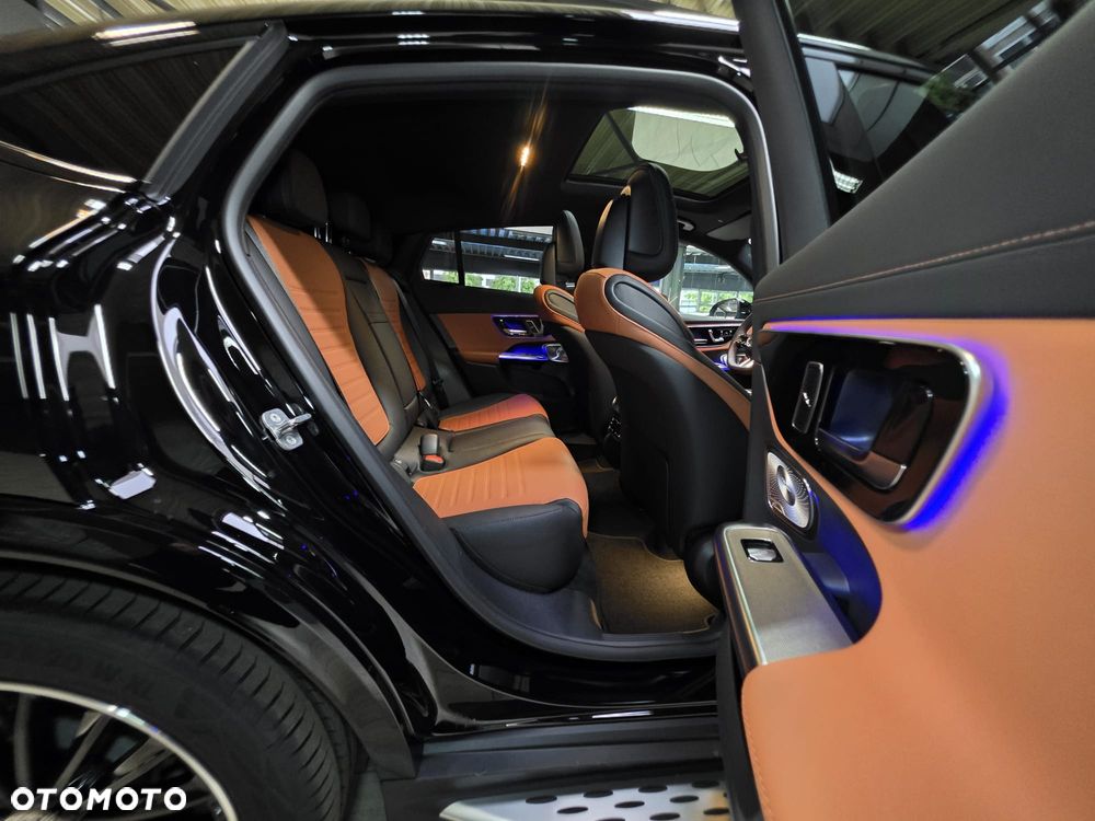 Mercedes-Benz GLC 300 de PHEV 4-Matic AMG Line - 13