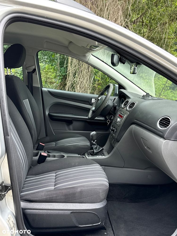 Ford Focus 1.8 FF Platinium X - 4