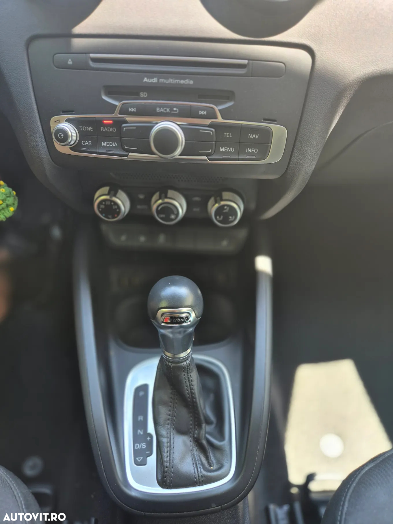 Audi A1 Sportback 1.0 TFSI S tronic - 4