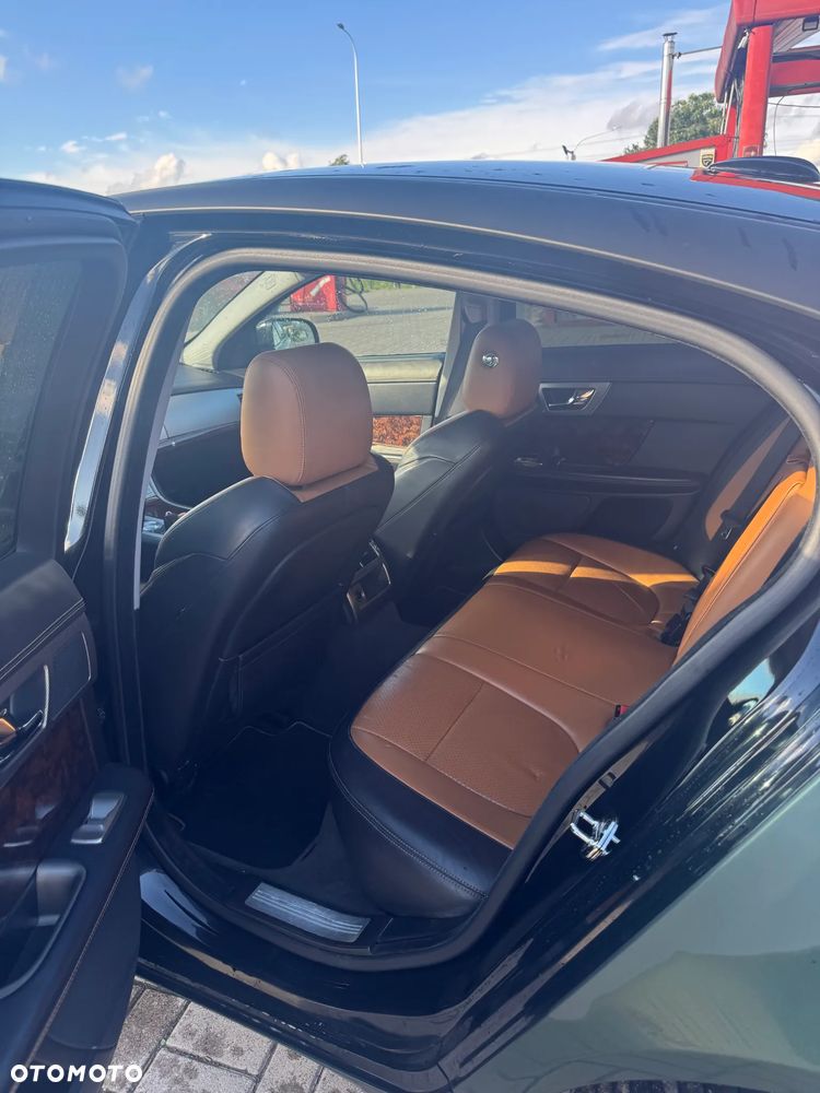 Jaguar XF 5.0 V8 Luxury - 4