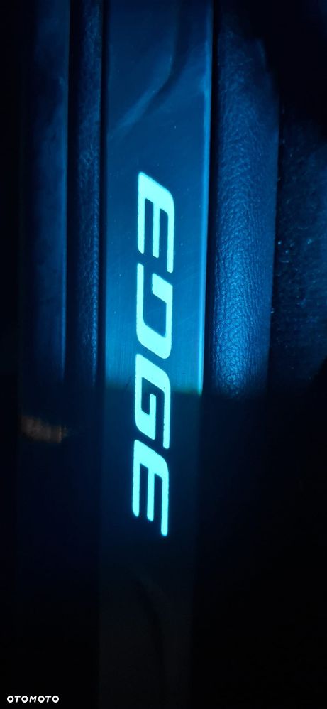 Ford Edge - 31