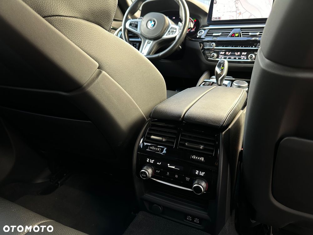 BMW Seria 5 530d mHEV M Sport sport - 21