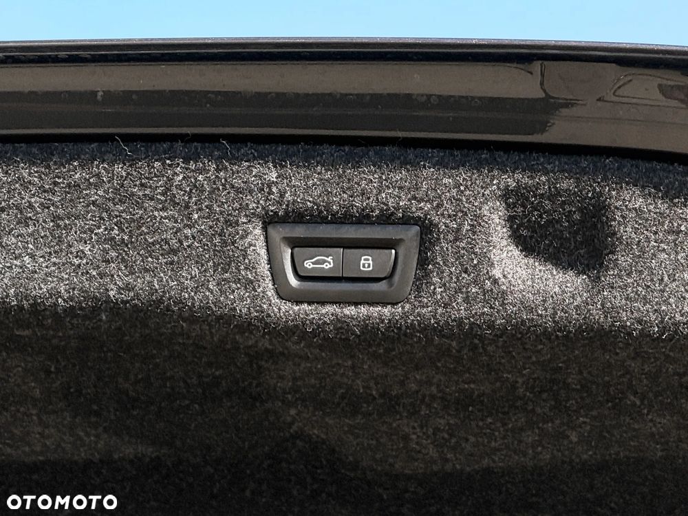 BMW Seria 5 520d - 16