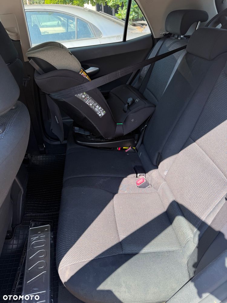 Toyota Auris 1.8 HSD Luna - 4