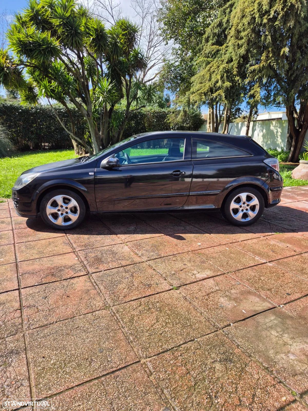 Opel Astra GTC 1.3 CDTi - 1