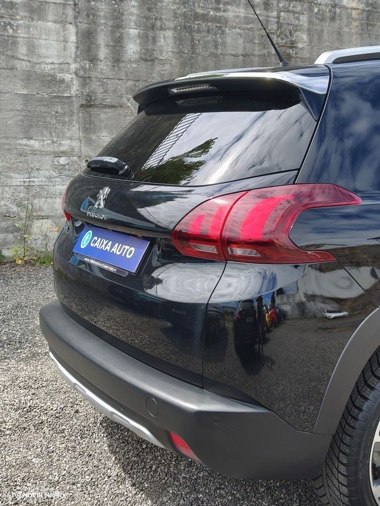 Peugeot 2008 1.2 PureTech Allure EAT6 - 10
