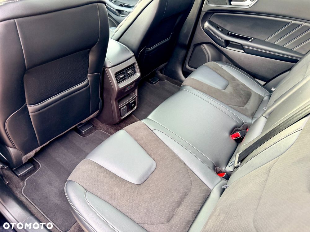 Ford Edge - 35