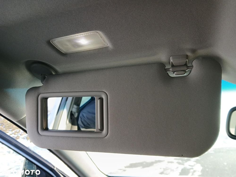 Toyota Camry 2.5 Hybrid Prestige CVT - 37