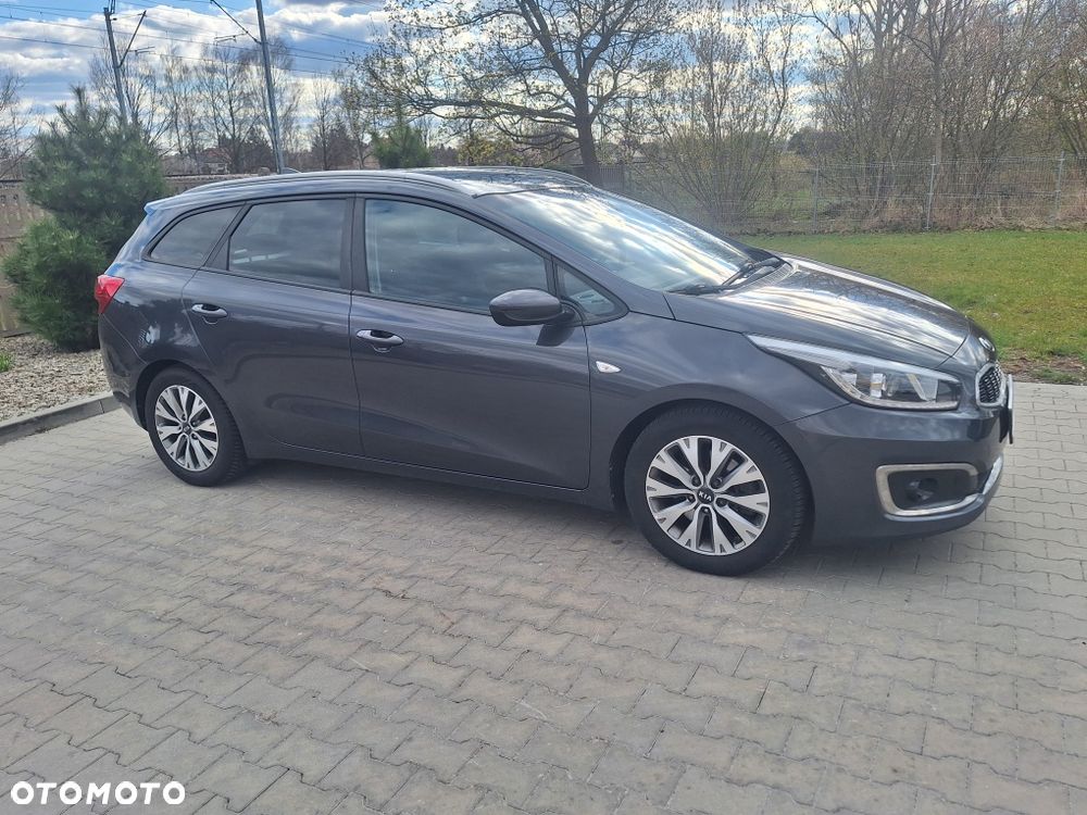 Kia Ceed - 1