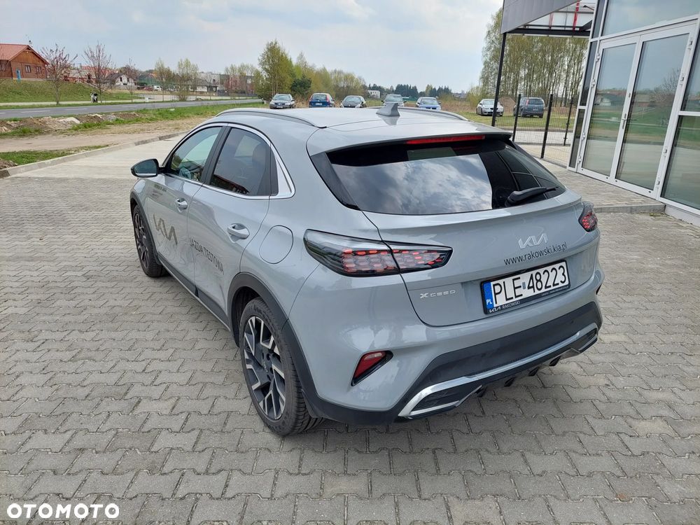 Kia XCeed 1.6 T-GDI Tribute DCT - 3