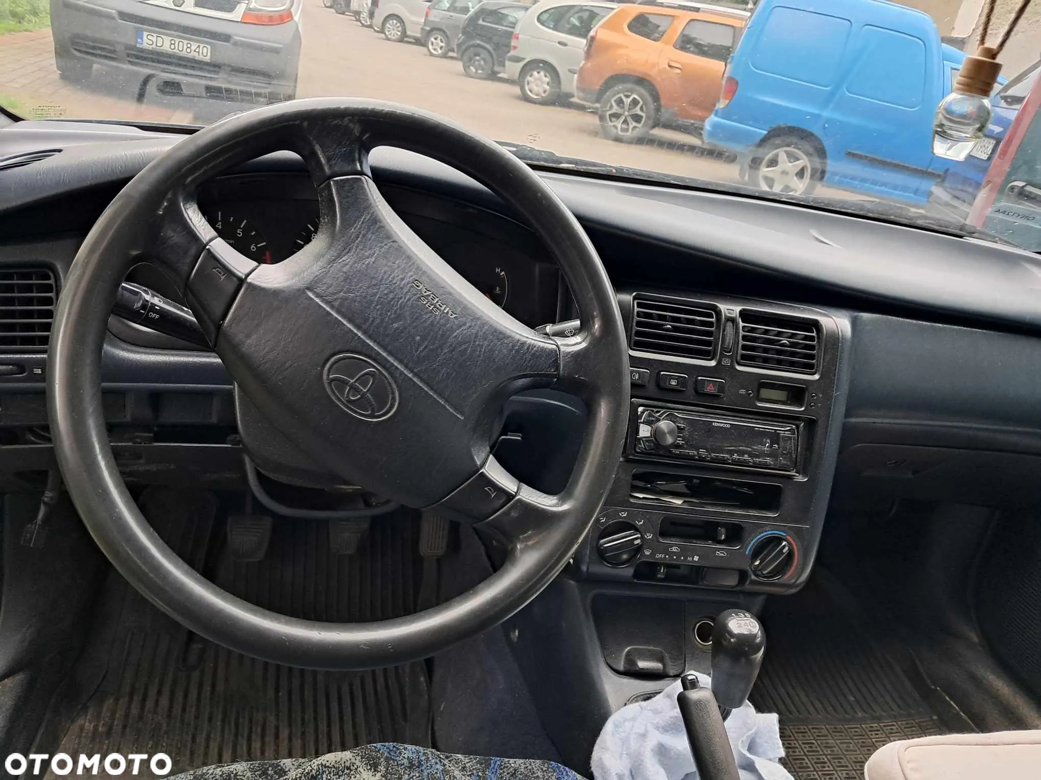 Toyota Carina E 1.6 XLi - 4