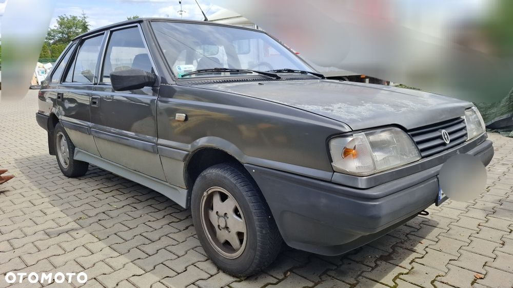 Polonez Caro - 1
