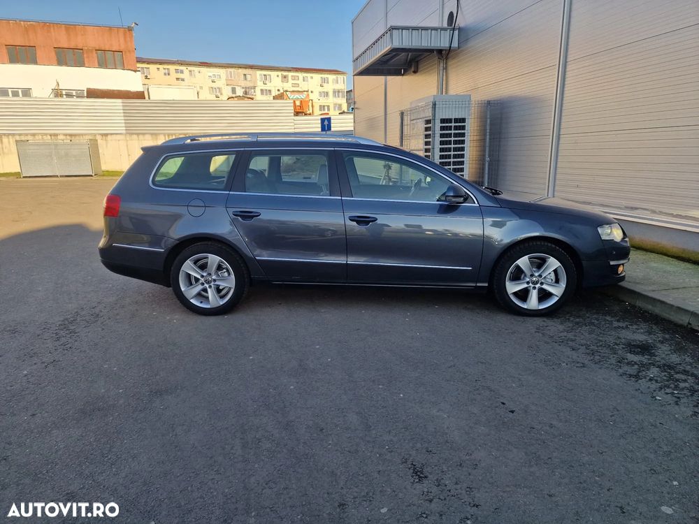 Volkswagen Passat 2.0 TDI DPF Highline - 27