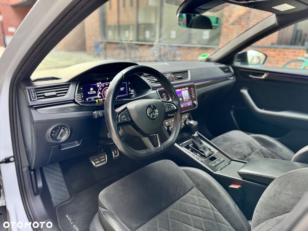Skoda Superb 2.0 TDI SCR Sportline DSG - 29