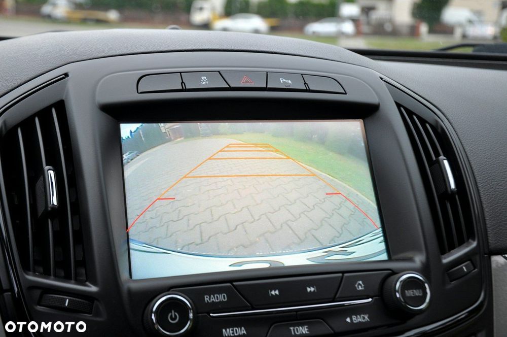 Opel Insignia - 32