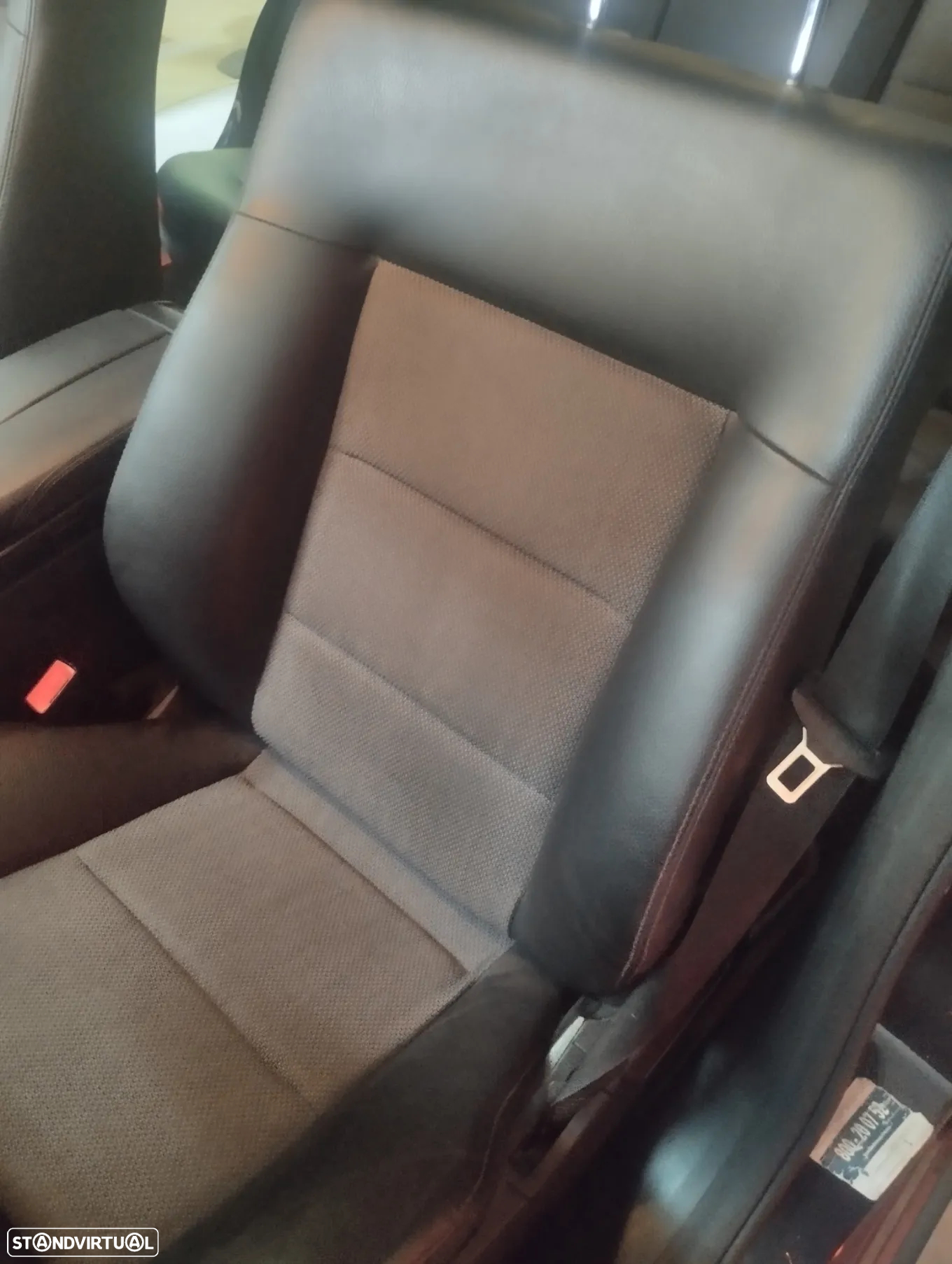 Mercedes-Benz E 250 CDi Avantgarde BlueEfficiency - 20