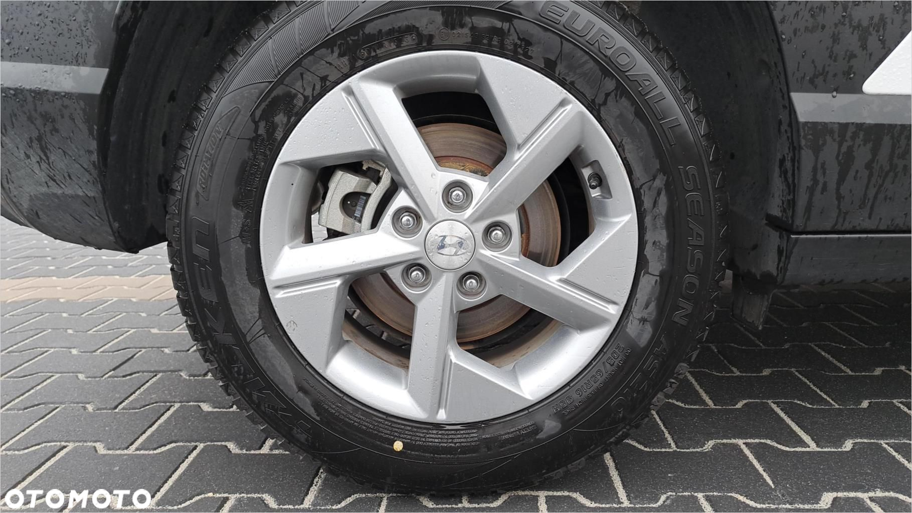 Hyundai Kona - 18