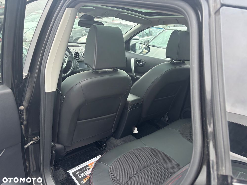 Nissan Qashqai 2.0 dCi 4 x 4 DPF I-Way - 31