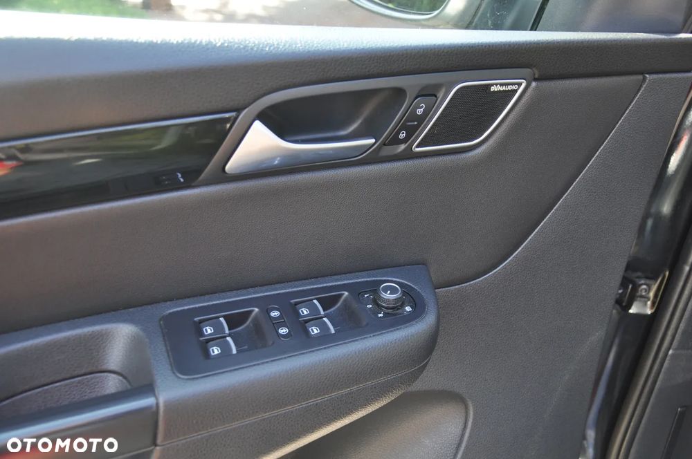 Volkswagen Sharan 2.0 TSI DSG (BlueMotion Technology) Highline - 25