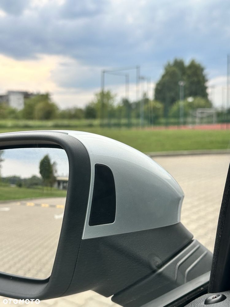 Volkswagen Golf 1.5 eTSI mHEV Life DSG - 19