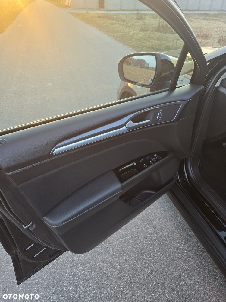 Ford Mondeo 2.0 EcoBlue Titanium - 5