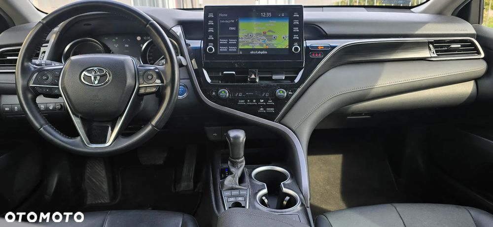 Toyota Camry 2.5 Hybrid Executive CVT - 10
