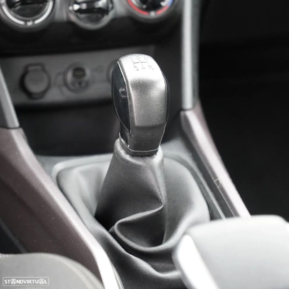 Peugeot 2008 1.4 HDi Active - 25