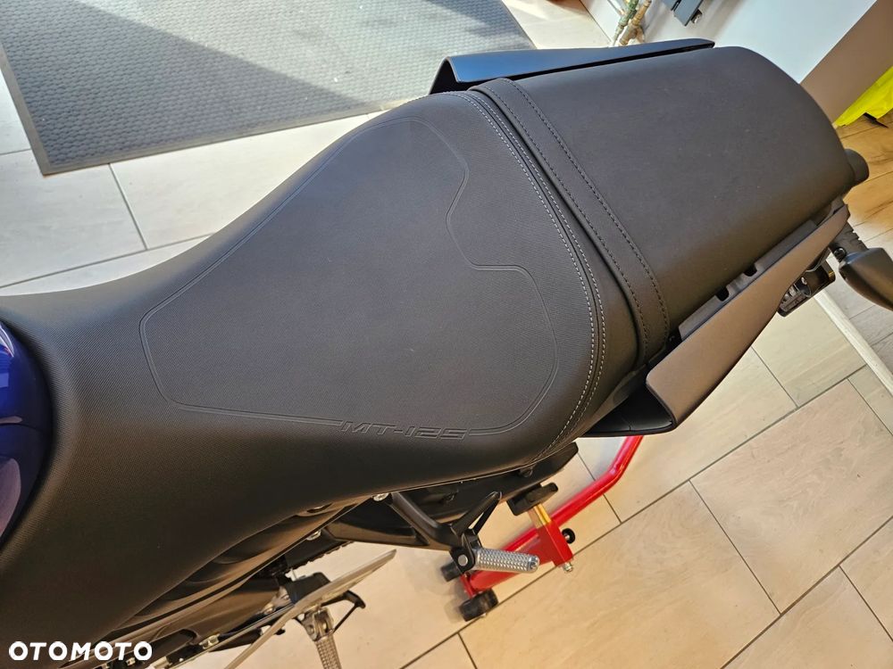 Yamaha MT - 17