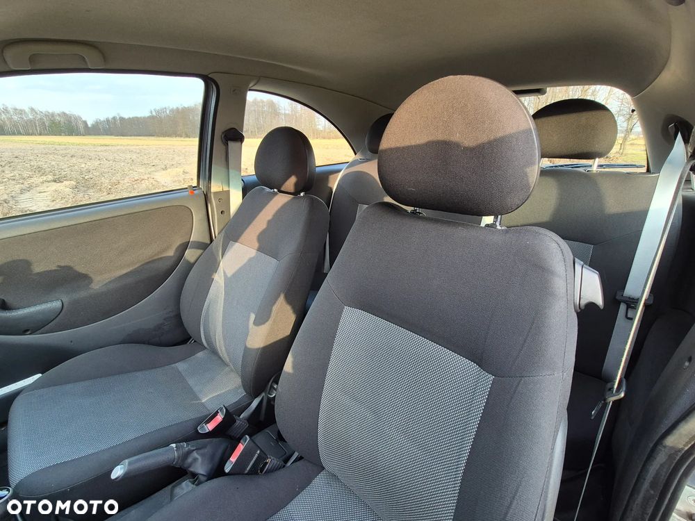 Opel Corsa - 8