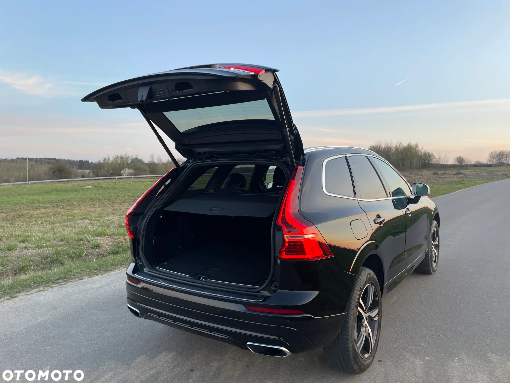 Volvo XC 60 T6 AWD R-Design - 7