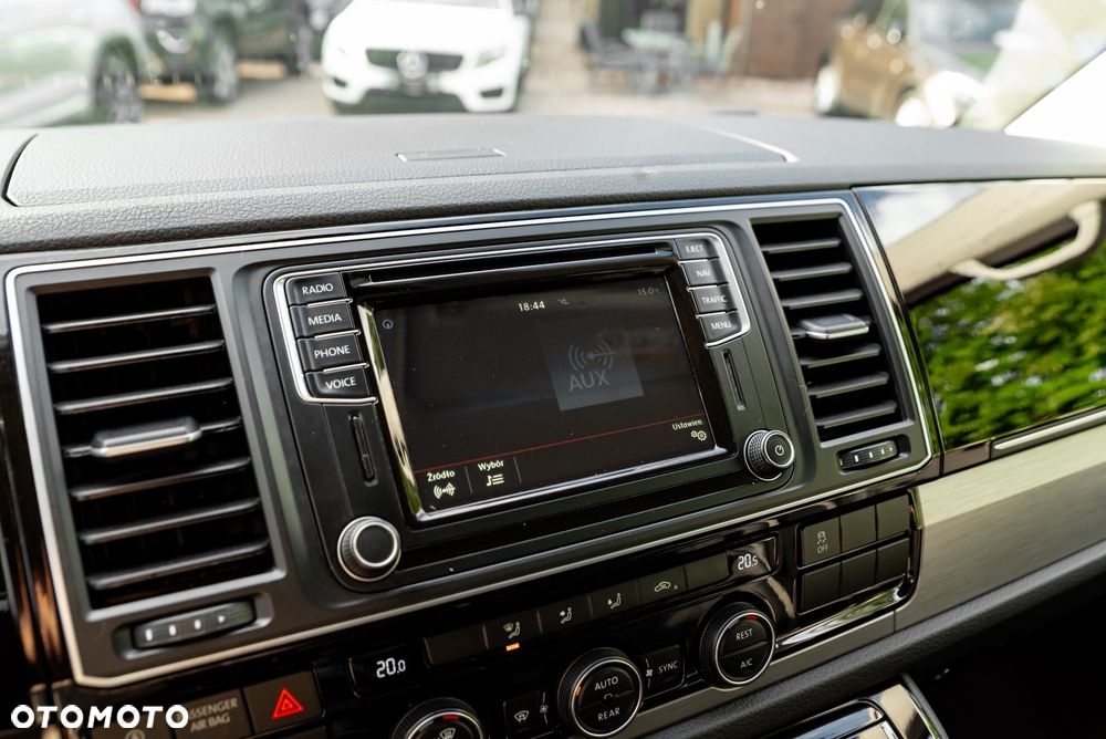 Volkswagen Multivan 2.0 TDI L1 Highline 4Motion - 35