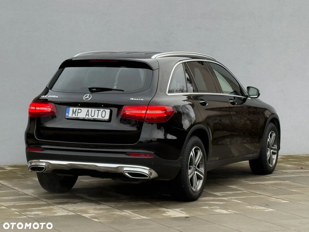 Mercedes-Benz GLC - 6