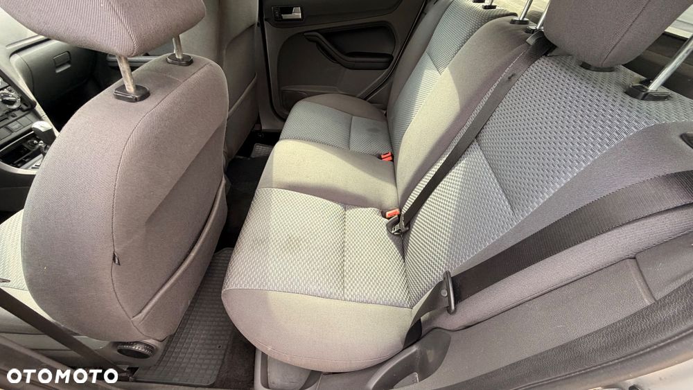 Ford Focus 1.6 Comfort - 34